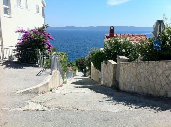 Apartman Lidija Ciovo トロギール エクステリア 写真